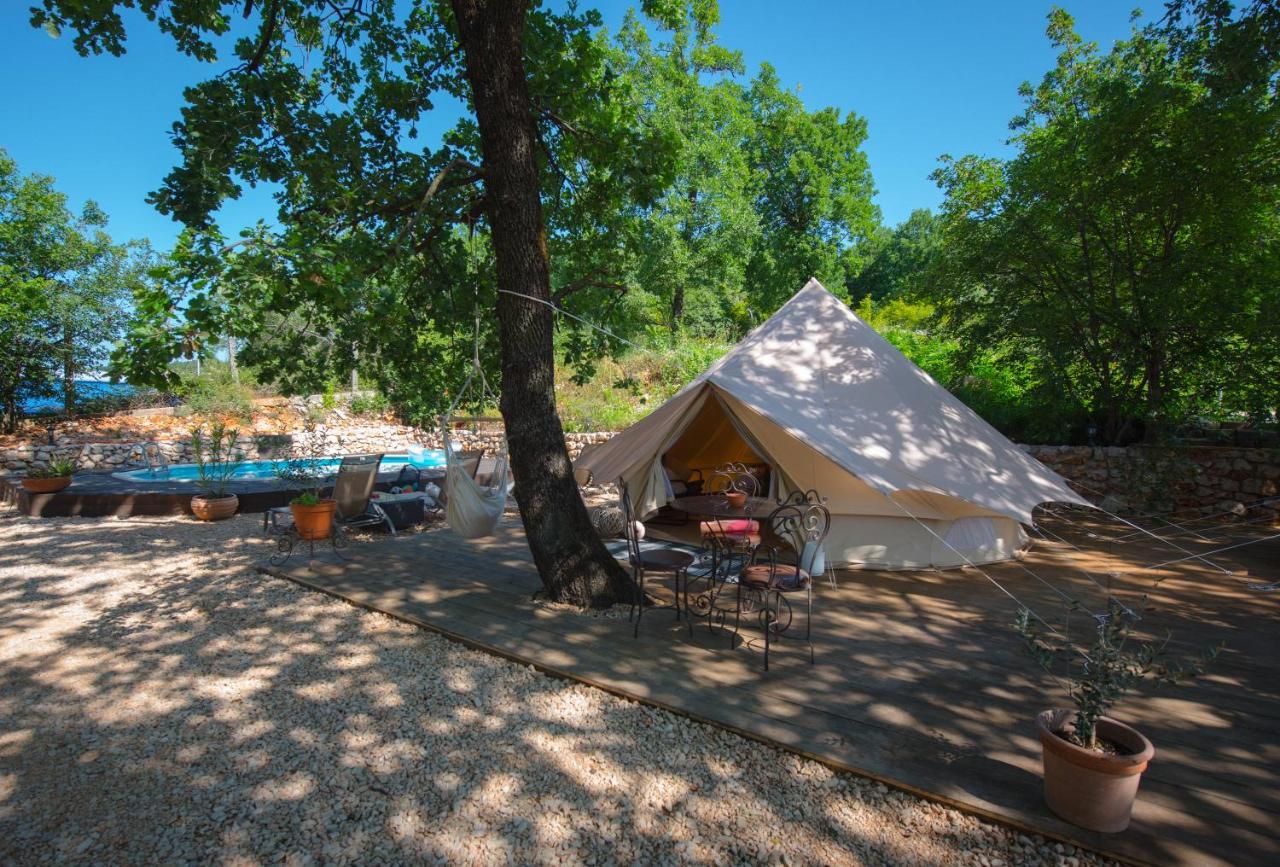 Rock Oak Glamping 3 Hotel Imotski Exterior foto